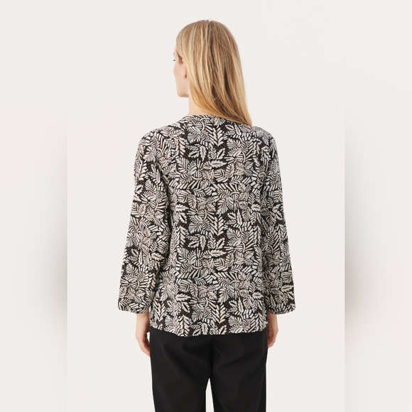 Part Two Copenhagen 100% Viscose Petine V-Neck Blouse - Picture 4 of 16